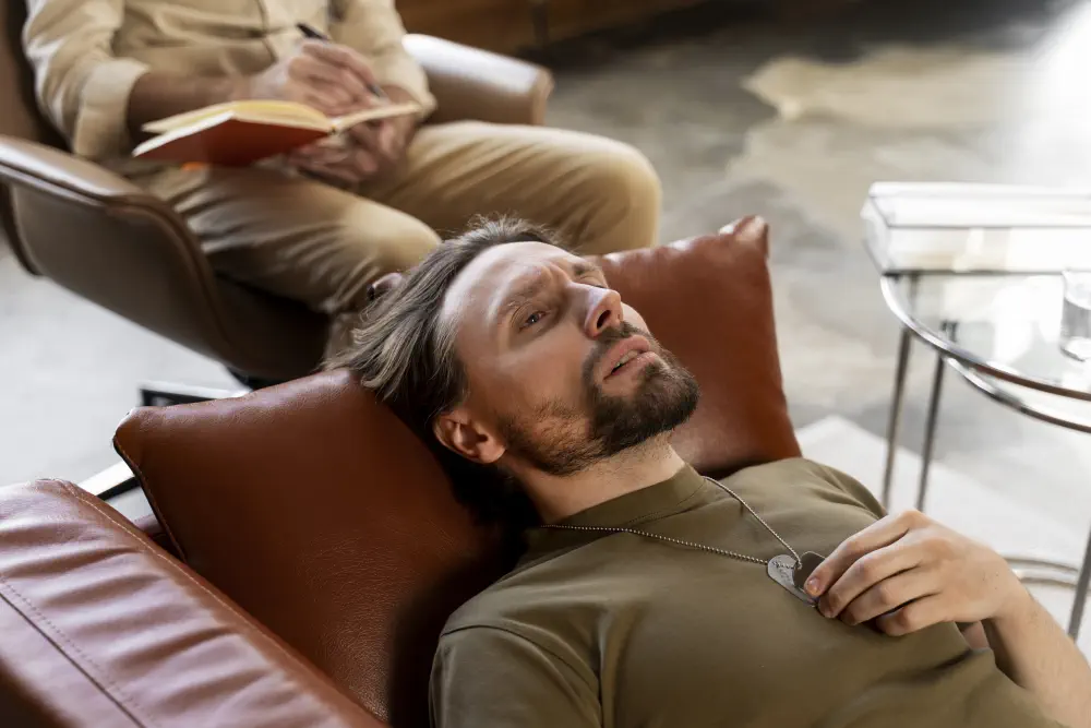 military-man-suffering-from-ptsd-having-psychologist-session Effective Interventions for Drug and Alcohol Abuse Recovery