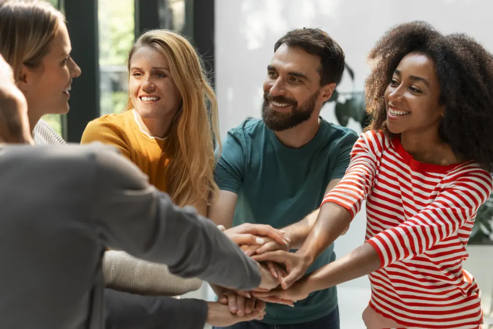labor-union-members-working-together What Are the Symptoms of Drug-Induced Psychosis?